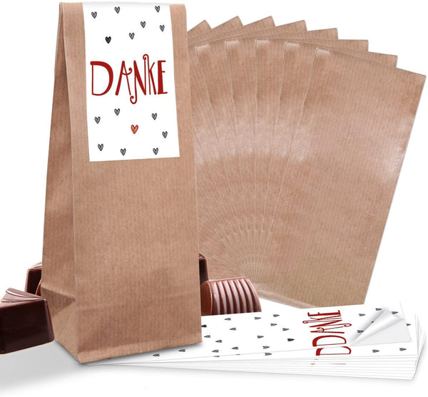 Logbuch-Verlag 24 Papiertüten braun m. Boden 10,7 x 22 x 4,2 cm + 24 Aufkleber VIEL GLÜCK Sticker Kleeblatt Herzen f. Give-Away Geschenk z. Prüfung Silvester Neujahr Kraftpapier