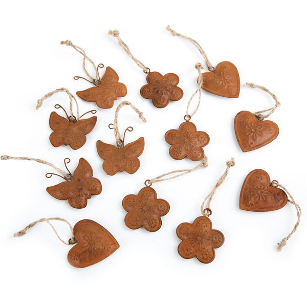 12 kleine Anhänger Rost Osterdeko Herz Blume Schmetterling 4 cm mit Schnur zum Aufhängen Herzanhänger Patina Ostern Anhänger - Foto 1