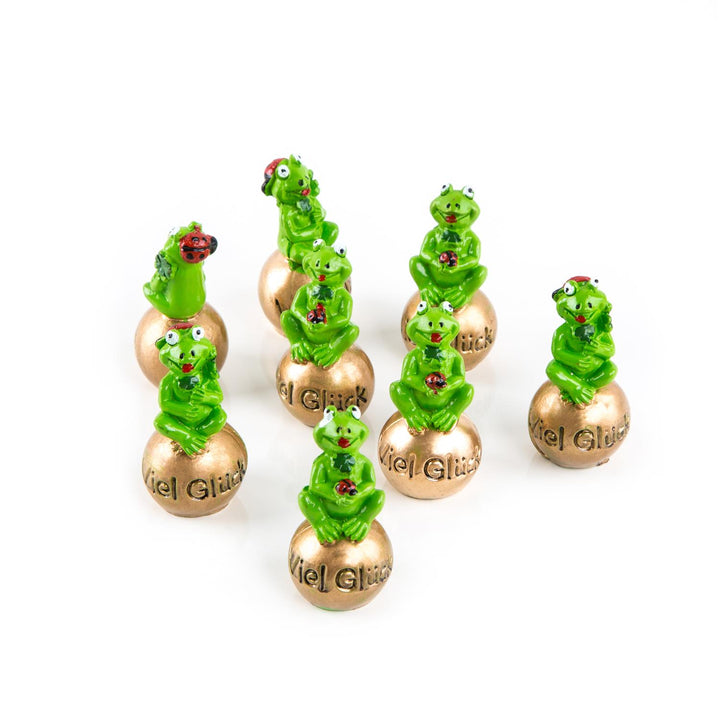 Logbuch-Verlag 16 kleine Frösche 5cm auf Goldener Kugel VIEL GLÜCK Froschkönig Glücksbringer Talisman kleines Geschenk Silvester Neujahr Prüfung Schulbeginn