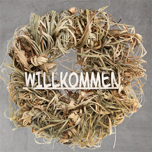 Türkranz aus getrockneten Gräsern mit Holz-Schriftzug WILLKOMMEN - Foto 3
