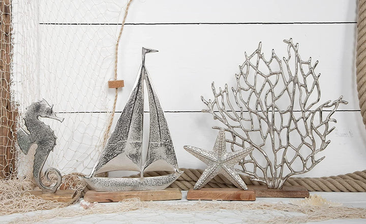 Holzschiff Figur weiß beige gekalkt - Segelschiff Deko aus Holz