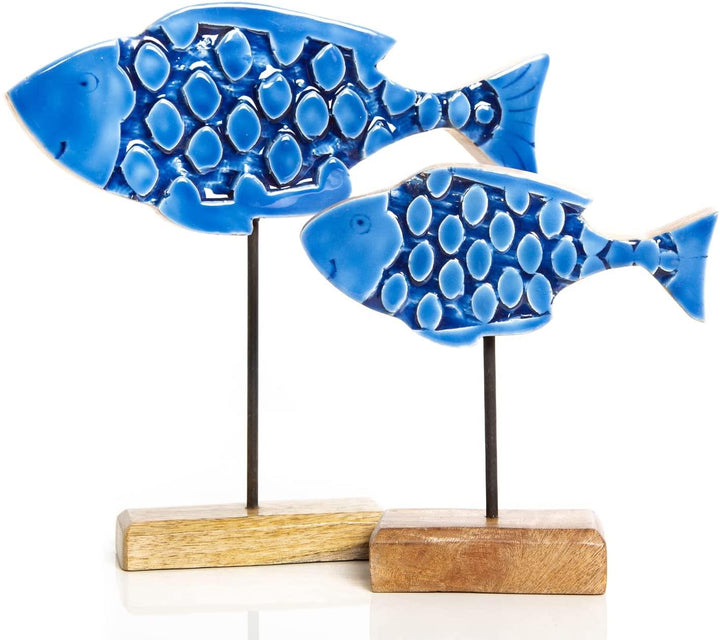 2 kleine Seesterne blau braun aus Holz - Maritime Deko stehend