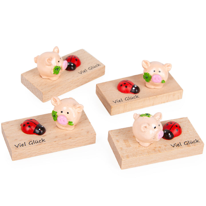 4 Mini Geschenke "Frohe Weihnachten" Nikolausfigur mit Haus 5 x 2,5 cm