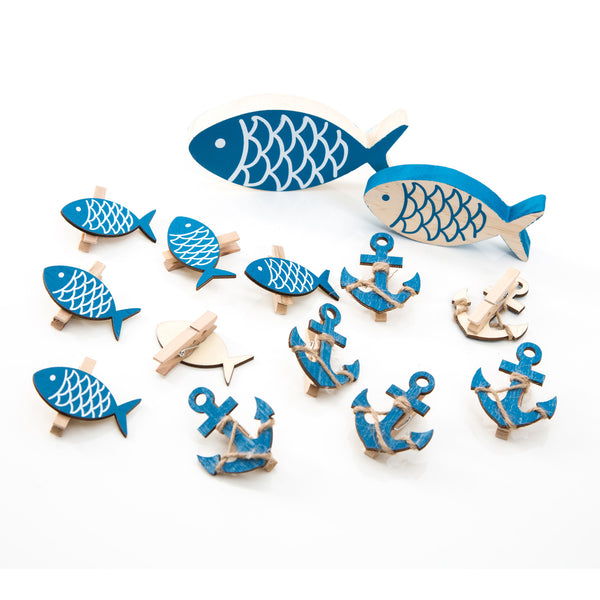Maritime FISCHE Tisch-Deko Set 71-tlg: 10 blau türkis weiß Menükarte + 25 Tischkarten + 6 Schiffs-Anker Deko-Klammern + 6 Fische mit Klebepunkt + 24 Streuteile Tischstreu Tischdeko