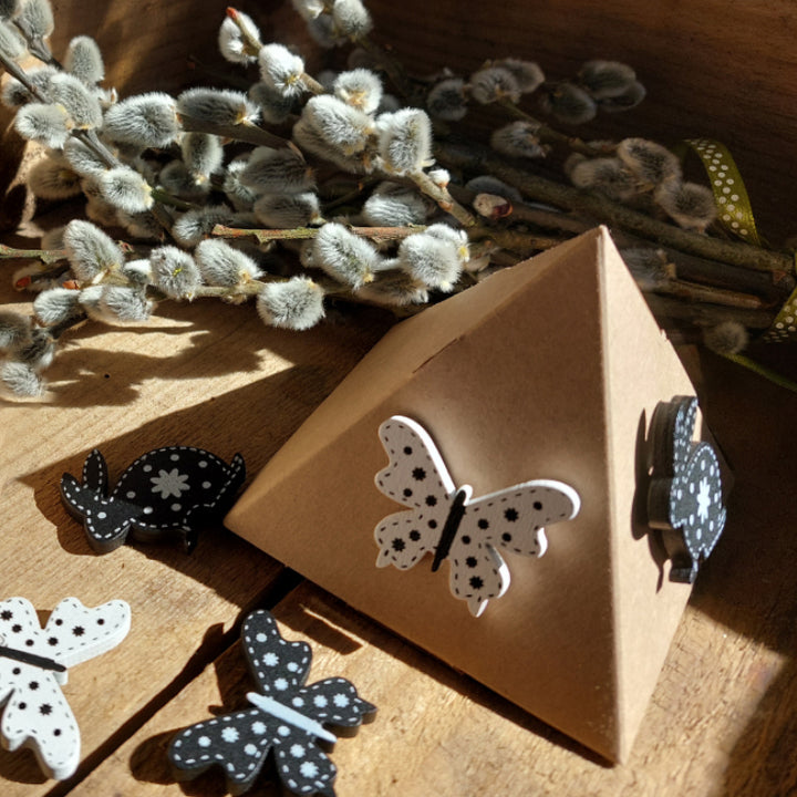 24 Mini Osterhasen + Schmetterlinge aus Holz - Streudeko Ostern mit Klebepunkt 3 cm - Foto 2
