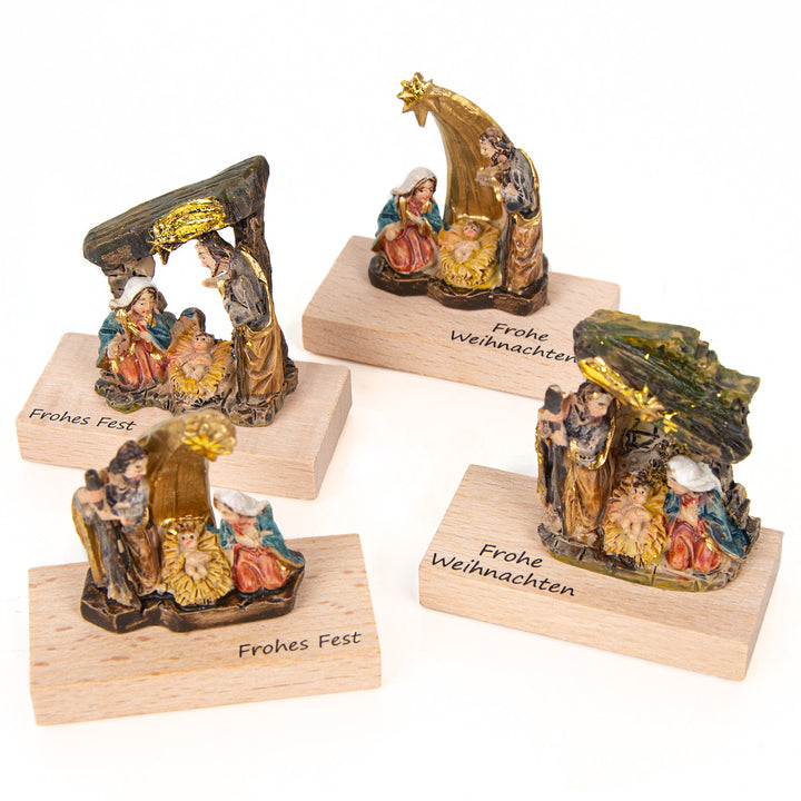 Logbuch-Verlag Mini Weihnachtskrippe auf Holztafel kleine Krippe als Geschenk Frohe Weihnachten Give-Away 5 x 2,5 x 5 cm