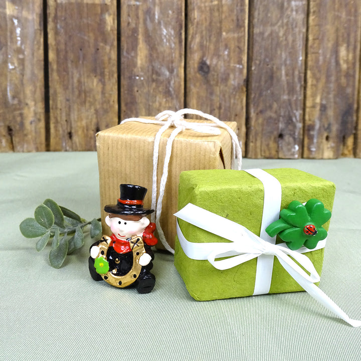 Set 46 Mini Glücksbringer Streuteile mit Klebepunkt Glückspilz Marienkäfer Kleeblatt - Glückssymbole zum Streuen - Foto 4