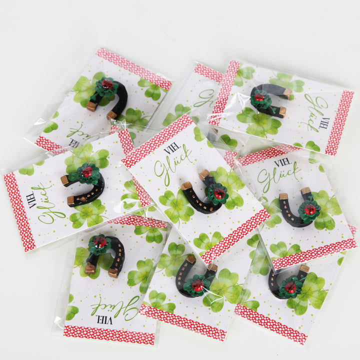 10 grüne Kleeblätter mit "Viel Glück" Karte kleines Geschenk