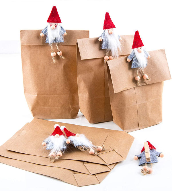 Braune Papiertüten mit Wichtelklammer oder Wichtelanhänger aus Filz – Wichteltüte & Nikolaussäckchen