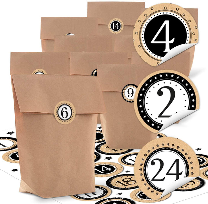 Adventskalender Bastel-Set: 24 braune Papiertüten + quadratische Aufkleber 6 x 6 cm schwarz weiß rot mit Hirsch