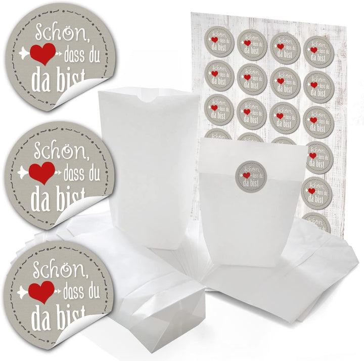 24 weiße Weihnachtstüten 14 x 22 x 5,6 cm + 24 runde Weihnachtsaufkleber"Flocken weiß beige" zum liebenvollen Verpacken von Geschenken + anderen Dingen