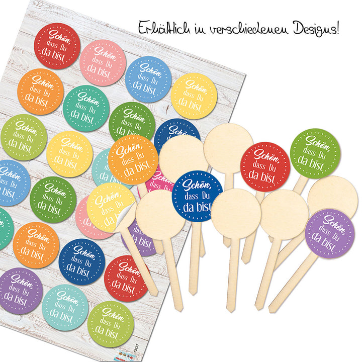 12 Caketopper mit Aufkleber "Schön dass du da bist" - 9 cm Ø 4 cm Bunt