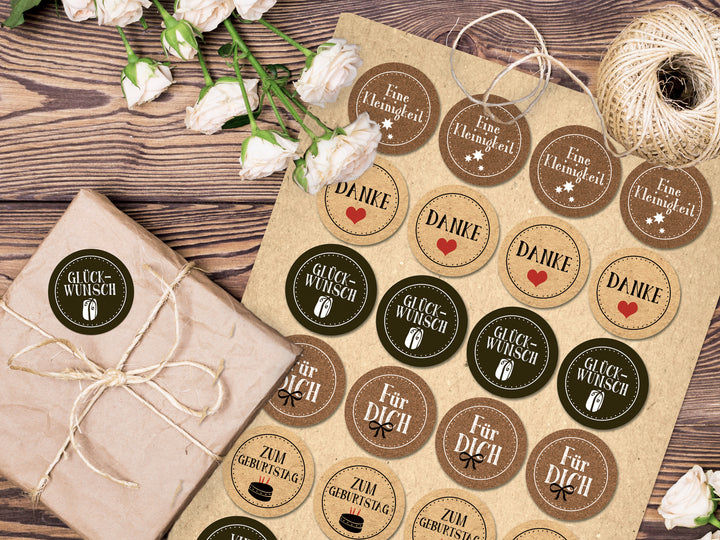 Geschenkaufkleber braun schwarz 4 cm rund - Geburtstag Sticker 48 Aufkleber / 2 Bögen