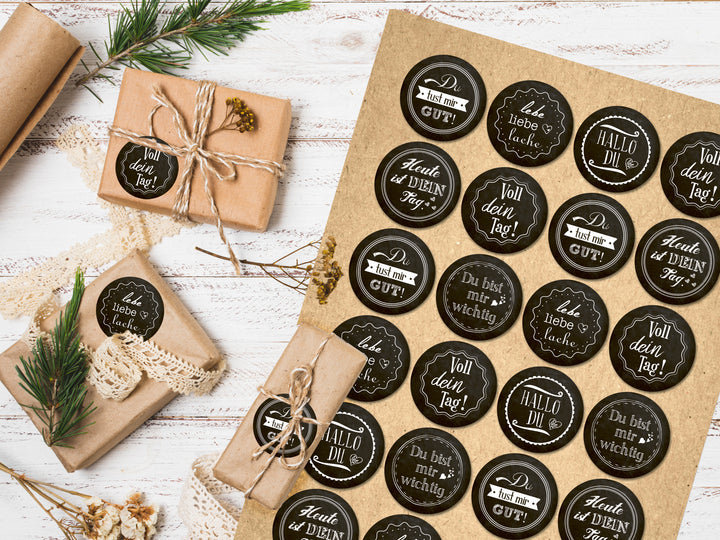 Dekoaufkleber mit verschiedenen Sprüchen schwarz weiß - 4 cm rund - basteln verpacken Motivation 96 Aufkleber / 4 Bögen