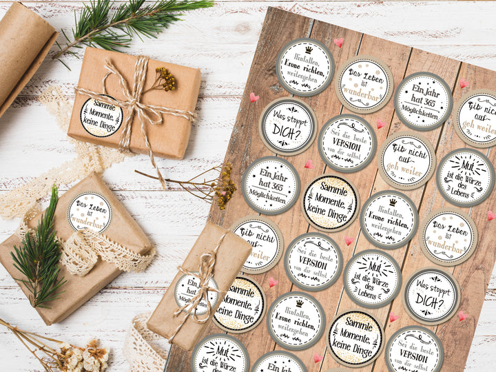 Motivationssticker - 4 cm rund - verschiedene Sprüche beige grau schwarz Mut Belohnung basteln 96 Aufkleber / 4 Bögen