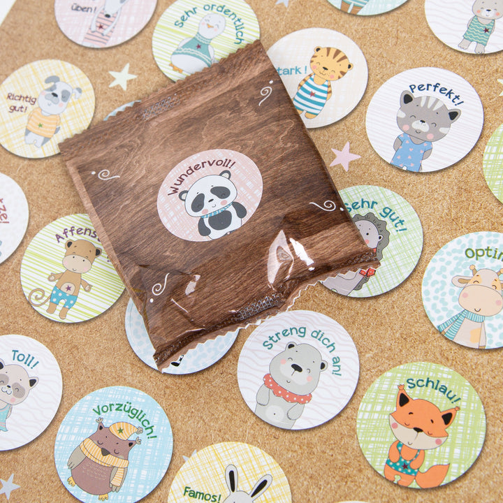 Kleine Belohnungssticker für Schule Kindergarten Unterricht - Ø 3,2 cm 140 Aufkleber / 4 Bögen