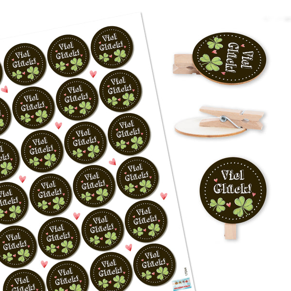 Logbuch-Verlag Set 96 Weihnachtsaufkleber Schneeflocke beige + 96 Holzwäscheklammern mit Scheibe Verpackung Basteln Deko Weihnachten Papiertüten verschließen