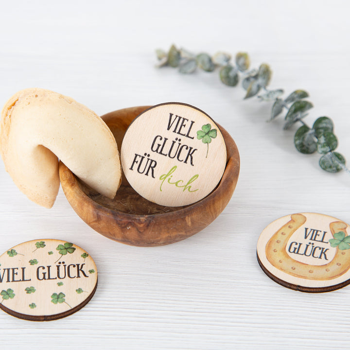24 Glücksbringer Viel Glück Holztaler Ø 4 cm Geschenk Silvester 2026 - Foto 2