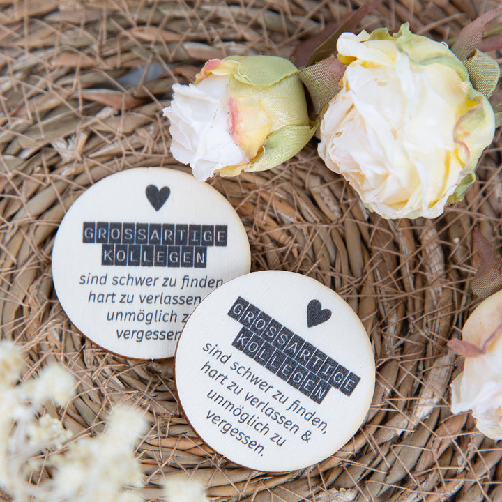10 kleine Holztaler Geschenke für Kollegen als Abschiedsgeschenk Ø 4 cm - Foto 4