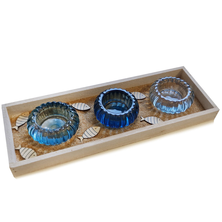 Tischdekoration blau mit Fischen aus Holz zur Taufe, Kommunion als Geschenk mit Teelichthaltern aus Glas 36 x 13 cm - Foto 1