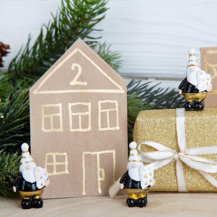 Logbuch-Verlag 10 kleine Geschenke Weihnachten mit Mini Weihnachtsmann - Kundengeschenk Mitarbeitergeschenk Weihnachtsfeier Give-Away