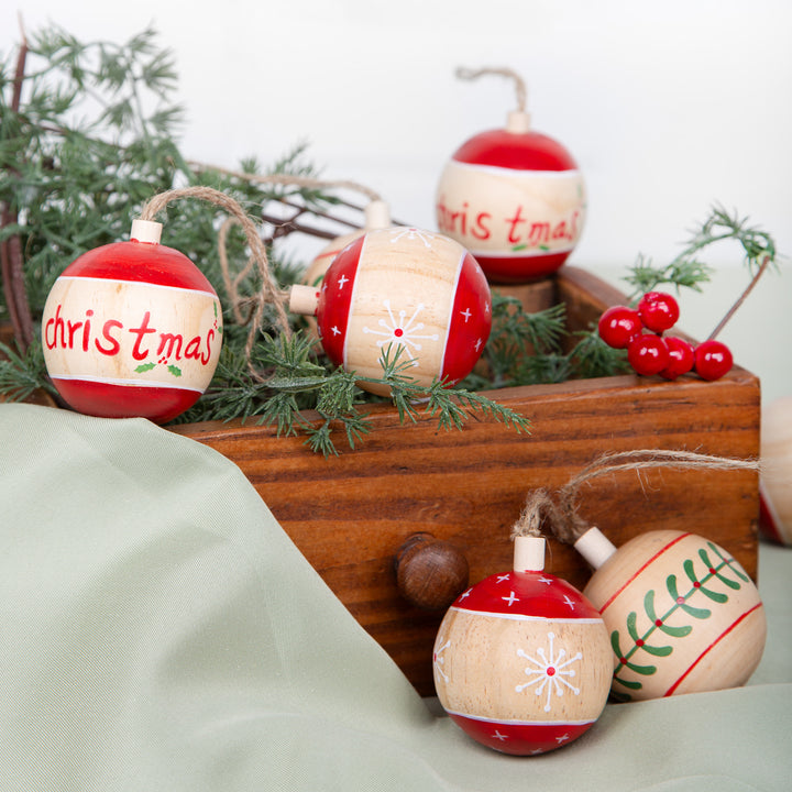 4 Holz Weihnachtskugeln zum Aufhängen braun rot grün Baumschmuck Ø 6 cm - Foto 3