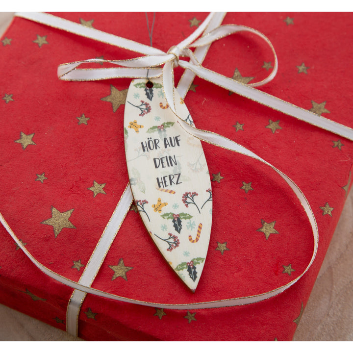 8 Zapfen Weihnachtsanhänger mit Sprüchen - Baumschmuck Natur bunt 12 x 4 cm - Foto 2