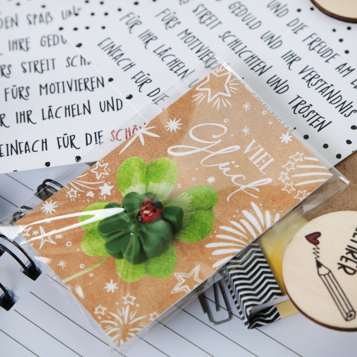 10 grüne Kleeblätter mit "Viel Glück" Karte kleines Geschenk - Foto 6