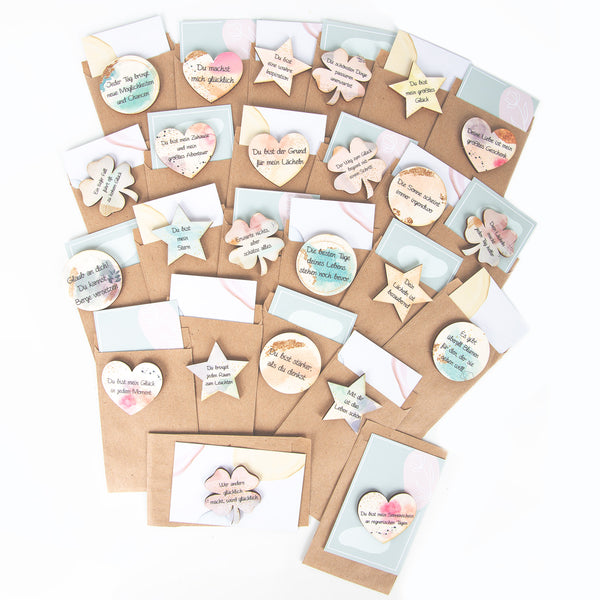 Logbuch-Verlag 8 Mini-Geschenke Holztaler mit Sprüchen Liebe Freundschaft Motivationsgeschenke für Freunde, Familie &amp; Partner