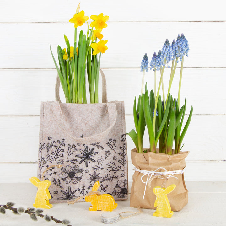Geschenktasche beige mit Blumen-Motiv 18x20x5cm Filz Tasche - Foto 4