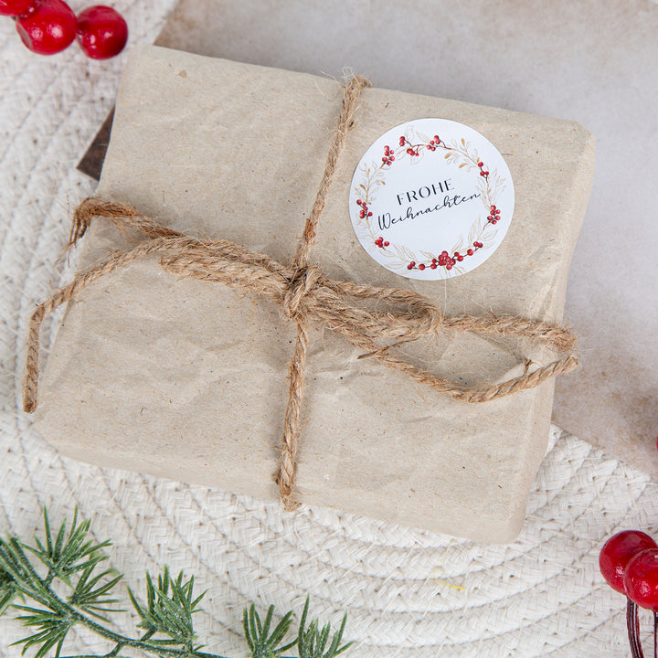 200 Frohe Weihnachten Weihnachtsaufkleber auf Rolle 4 cm weiß rot gold - Foto 3